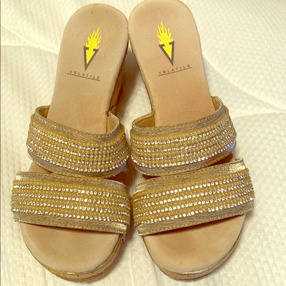 Ladies Volatile wedge sandals